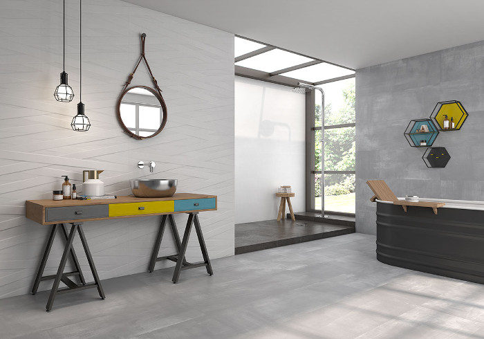 Biały marmur na podłogę i ścianę: włoski styl bez wad naturalnego kamienia